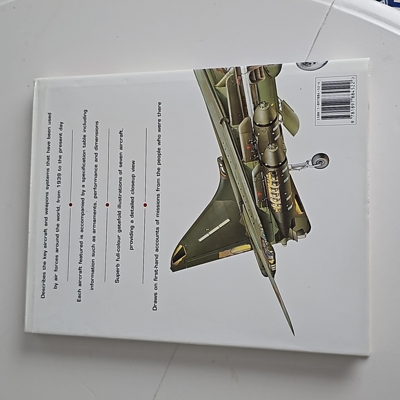 Air warfare book hardcover Firepower aviation tactical illustrations - Picture 9 of 10